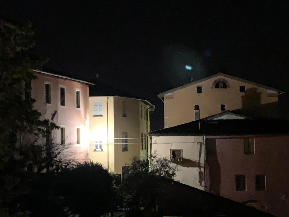 Ferienwohnung Barga Lucca Centro Storico Con Giardino Exterior foto